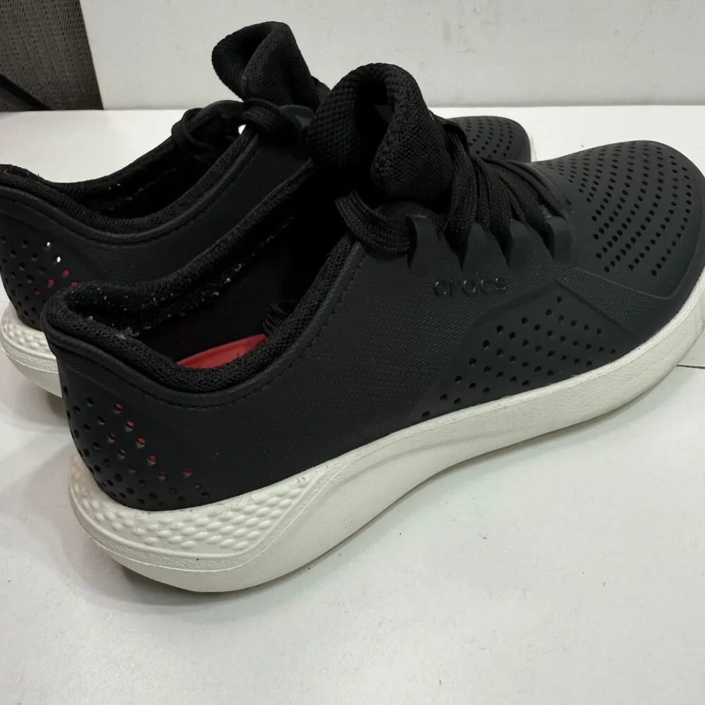 Crocs Womens Size 8 LiteRide Black Sneakers Casual Athletic Shoes - Picture 4 of 9